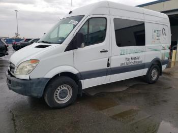  Salvage Mercedes-Benz Sprinter