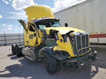  Salvage Peterbilt 579