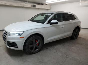  Salvage Audi Q5