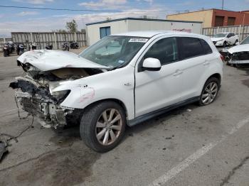  Salvage Mitsubishi Outlander