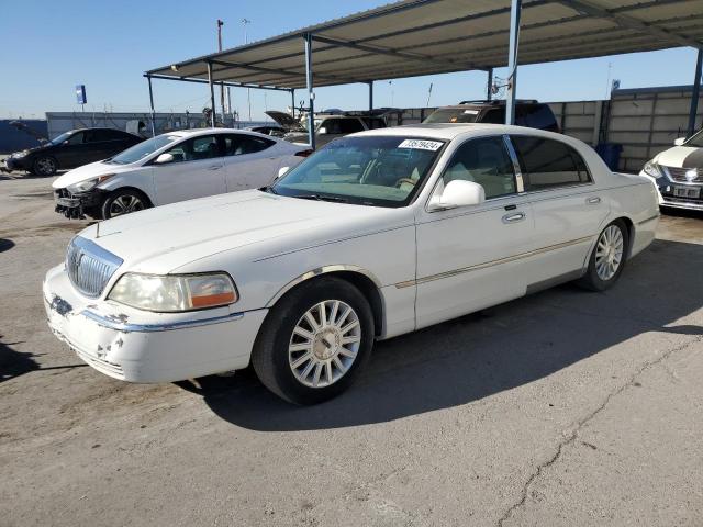  Salvage Lincoln Towncar