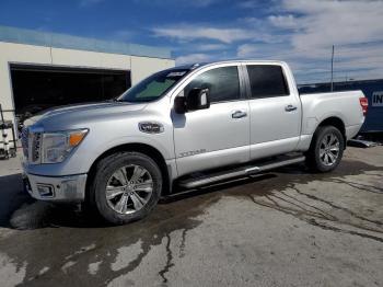  Salvage Nissan Titan