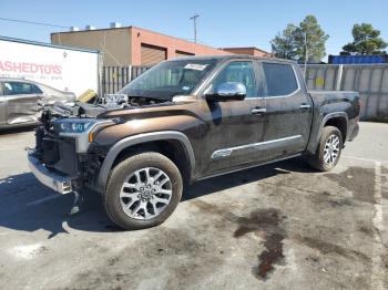  Salvage Toyota Tundra