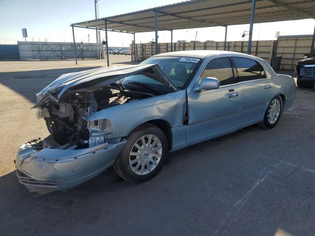  Salvage Lincoln Towncar