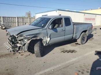  Salvage Toyota Tacoma