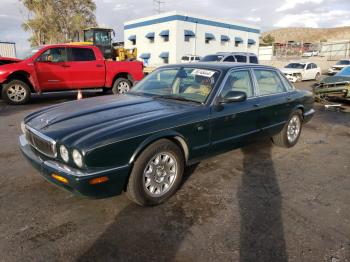  Salvage Jaguar Xj8