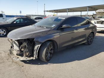  Salvage Chrysler 200