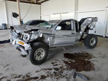  Salvage Toyota Pickup