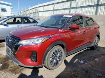  Salvage Nissan Kicks