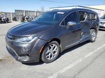  Salvage Chrysler Pacifica