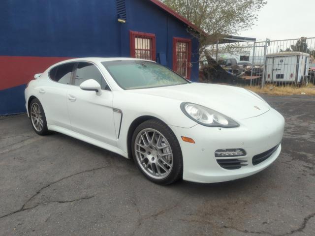  Salvage Porsche Panamera