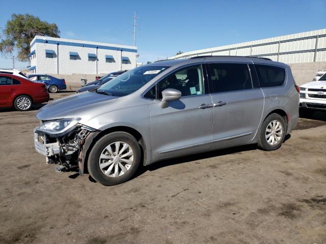  Salvage Chrysler Pacifica