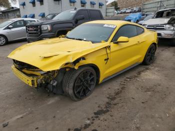  Salvage Ford Mustang