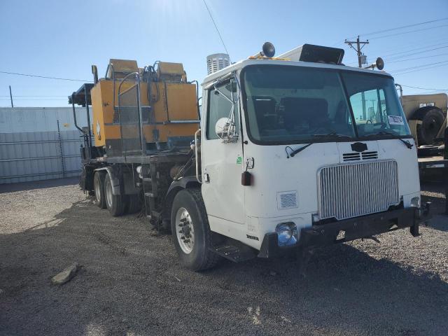  Salvage Autocar Llc Xpeditor W