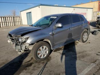  Salvage Mitsubishi Outlander