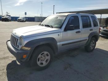  Salvage Jeep Liberty