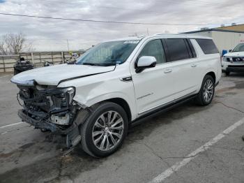  Salvage GMC Yukon