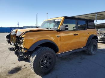  Salvage Ford Bronco