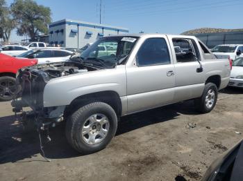  Salvage Chevrolet Avalanche