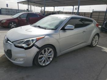  Salvage Hyundai VELOSTER