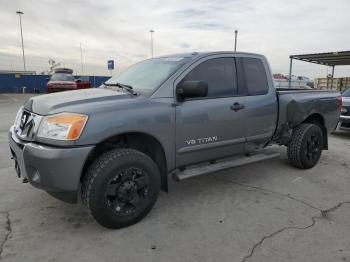  Salvage Nissan Titan