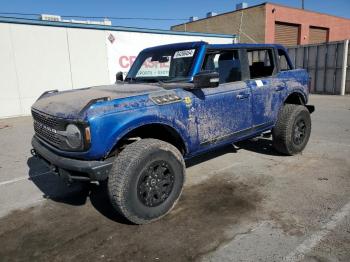  Salvage Ford Bronco