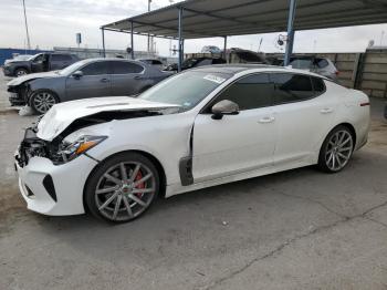  Salvage Kia Stinger