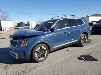  Salvage Kia Telluride