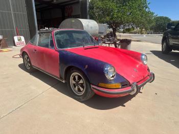  Salvage Porsche 911