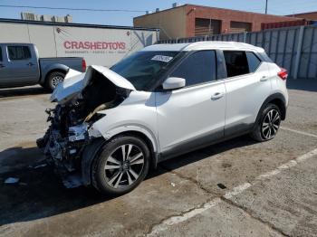  Salvage Nissan Kicks