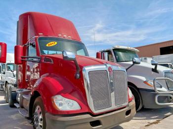  Salvage Kenworth Constructi