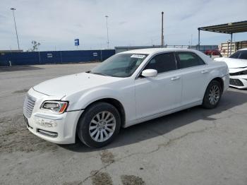  Salvage Chrysler 300