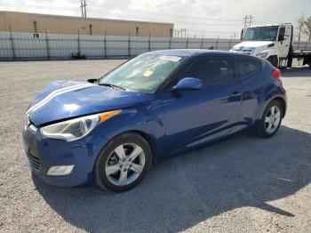  Salvage Hyundai VELOSTER