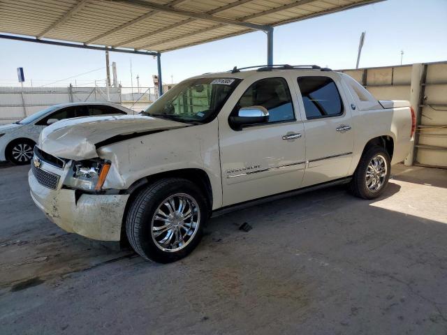  Salvage Chevrolet Avalanche