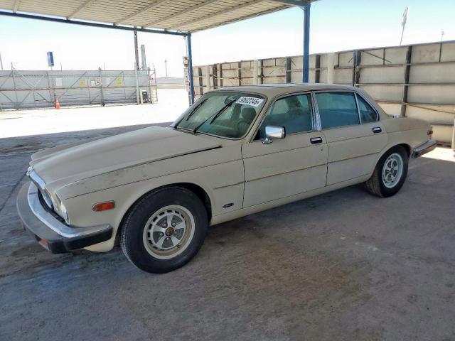  Salvage Jaguar Xj6
