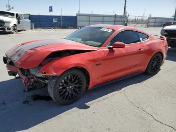  Salvage Ford Mustang