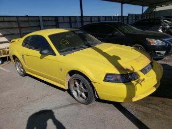  Salvage Ford Mustang