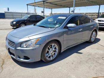  Salvage Nissan Maxima