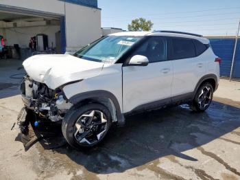  Salvage Kia Seltos