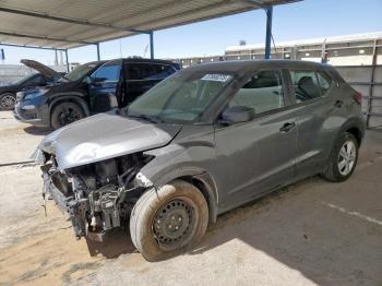 Salvage Nissan Kicks