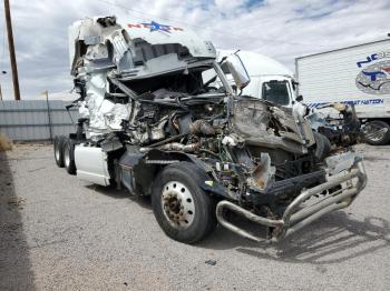  Salvage Volvo Vn