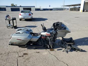  Salvage Harley-Davidson Fltrxstse
