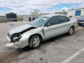  Salvage Ford Taurus