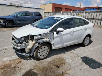  Salvage Ford Fiesta