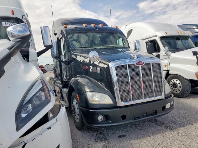  Salvage Peterbilt 587
