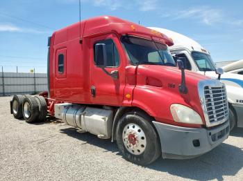  Salvage Freightliner Cascadia 1
