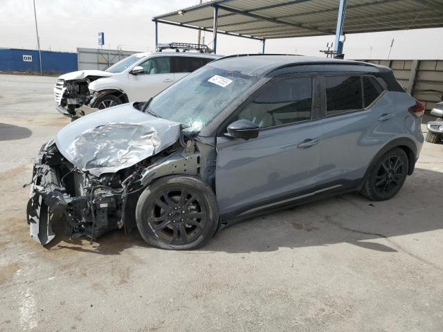  Salvage Nissan Kicks