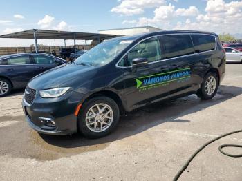  Salvage Chrysler Pacifica