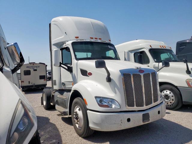  Salvage Peterbilt Tractor 579