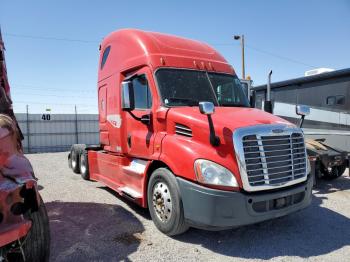  Salvage Freightliner Cascadia 1